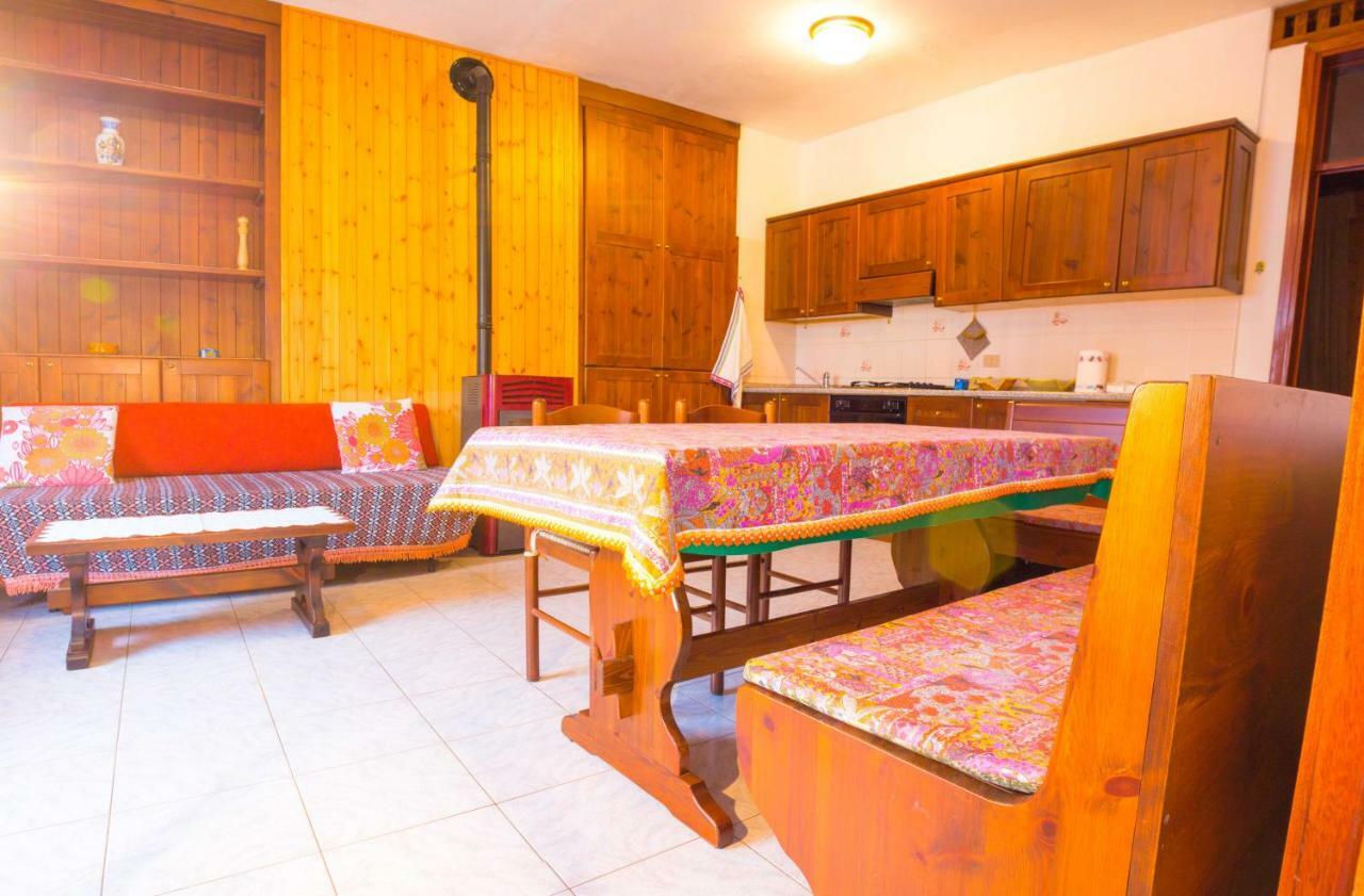Apartamento Pergolato Alpino P.Terra Teglio Exterior foto